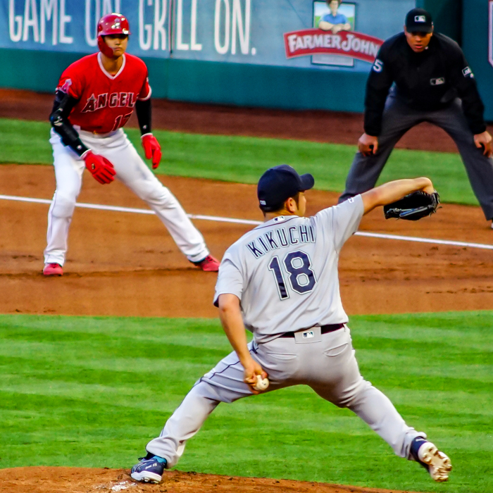 Yusei_Kikuchi_and_Shohei_Ohtani_on_June_8,_2019